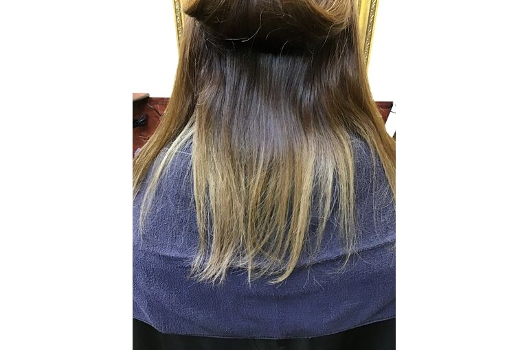 立川駅の美容院でカラーをするならamaraに 立川駅から近い場所にあるへアサロン アマラのブログをご覧ください